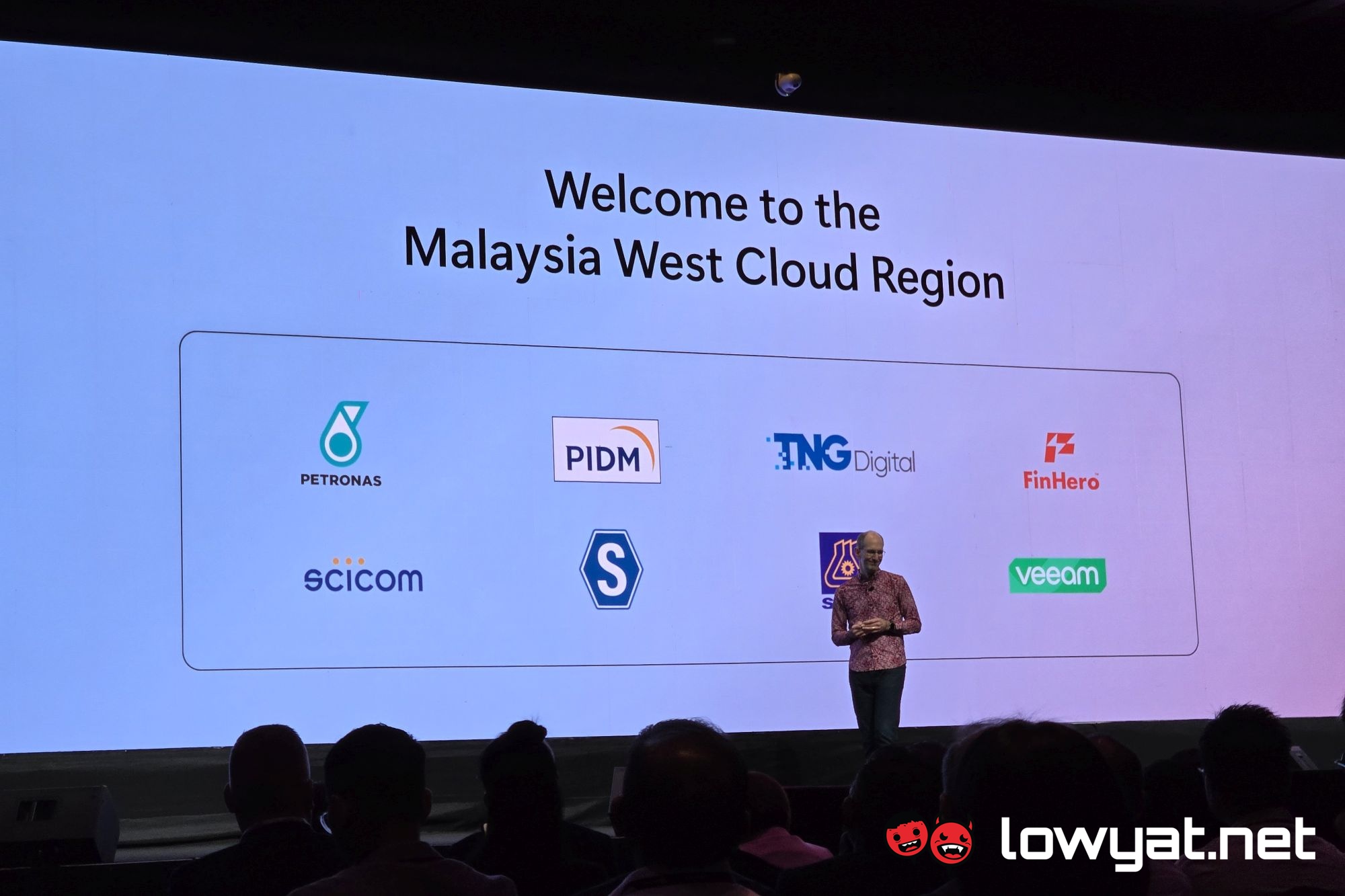 www.lowyat.net