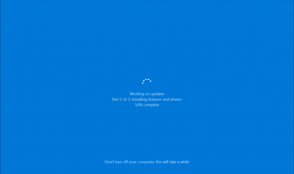 windows 10 update stuck downloading 100