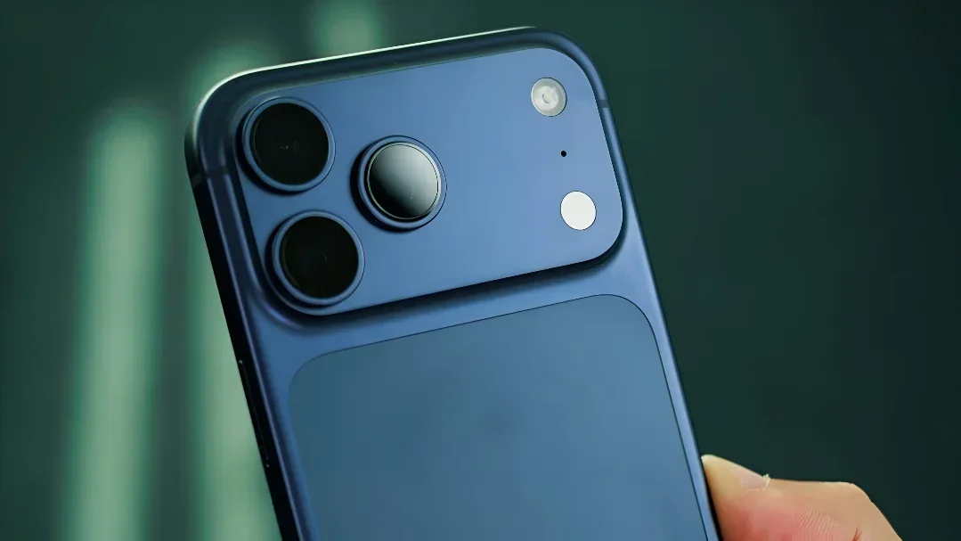 www.phonearena.com