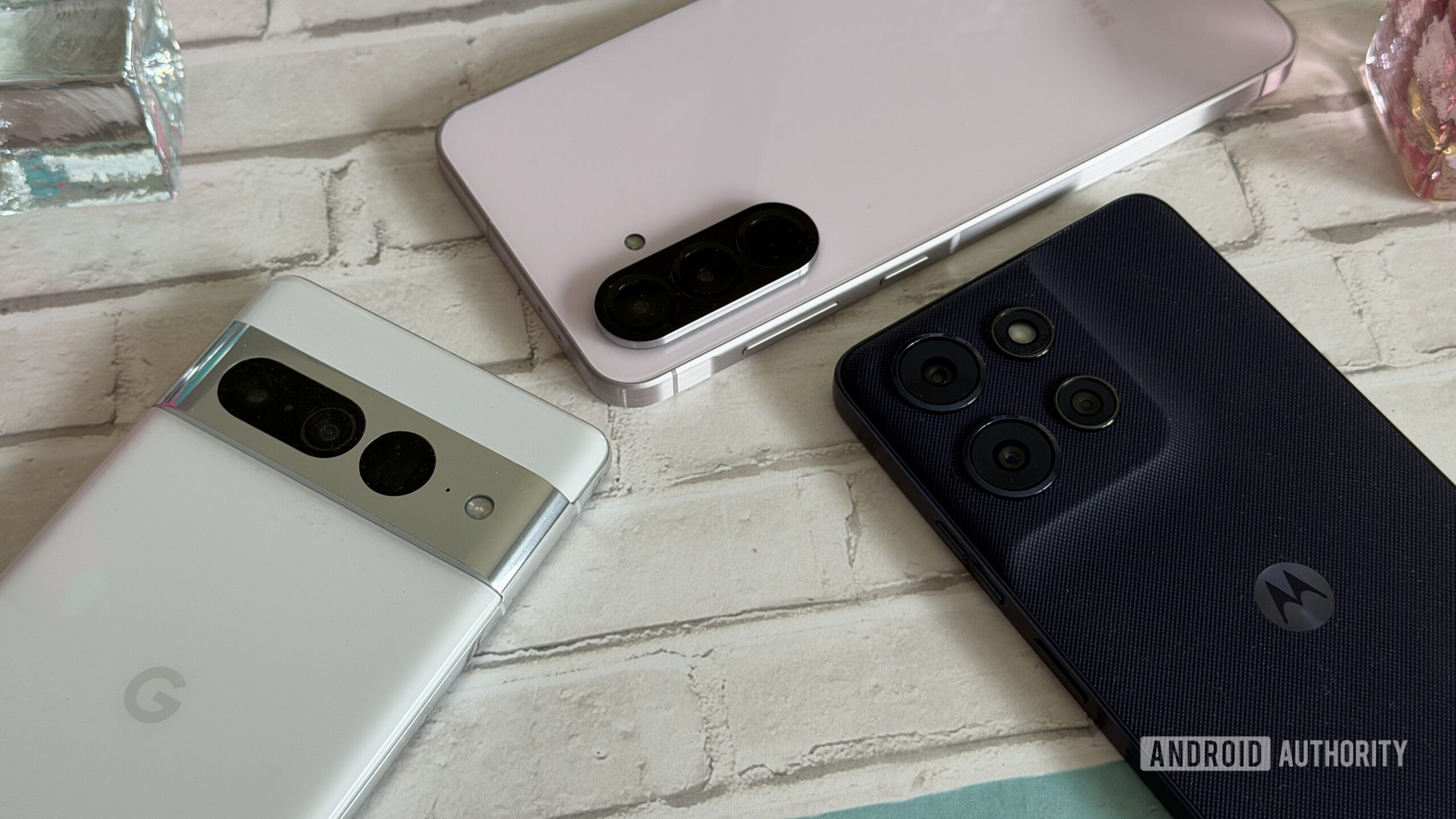 www.androidauthority.com