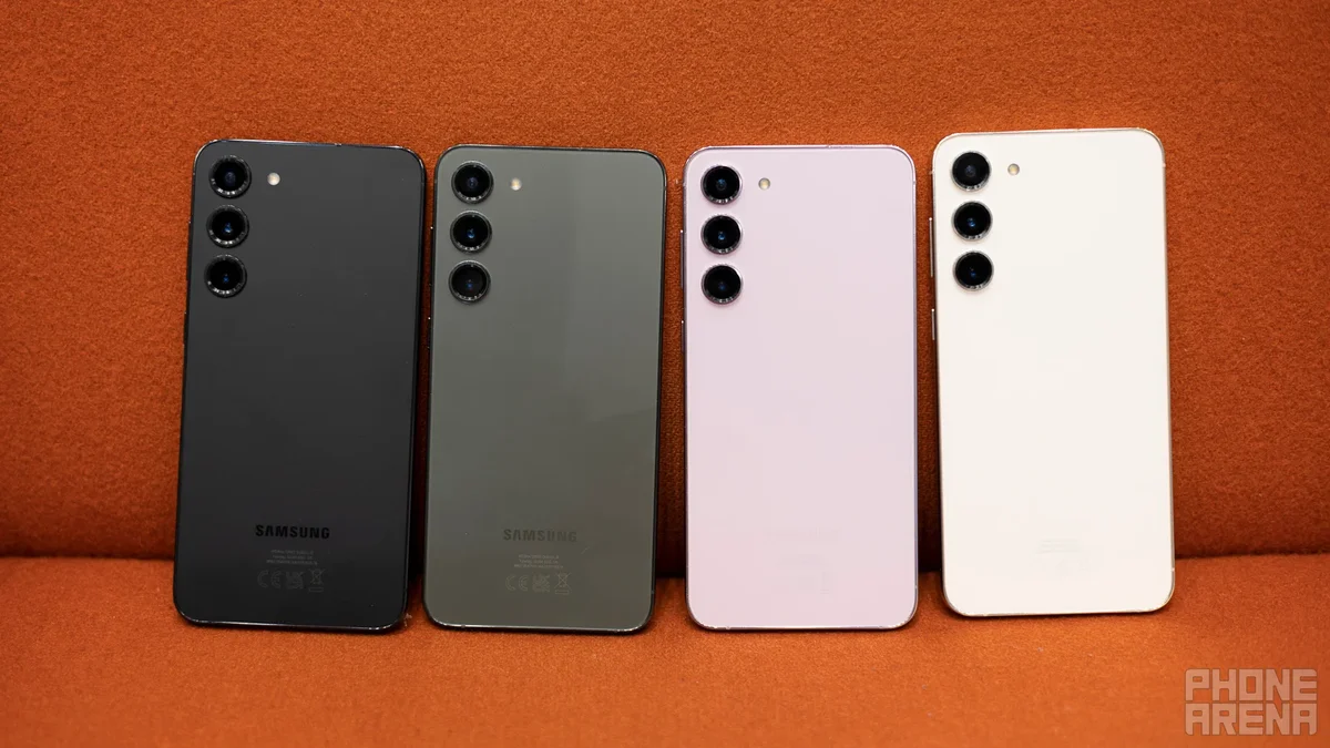 www.phonearena.com