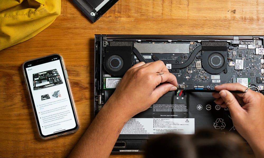 www.ifixit.com