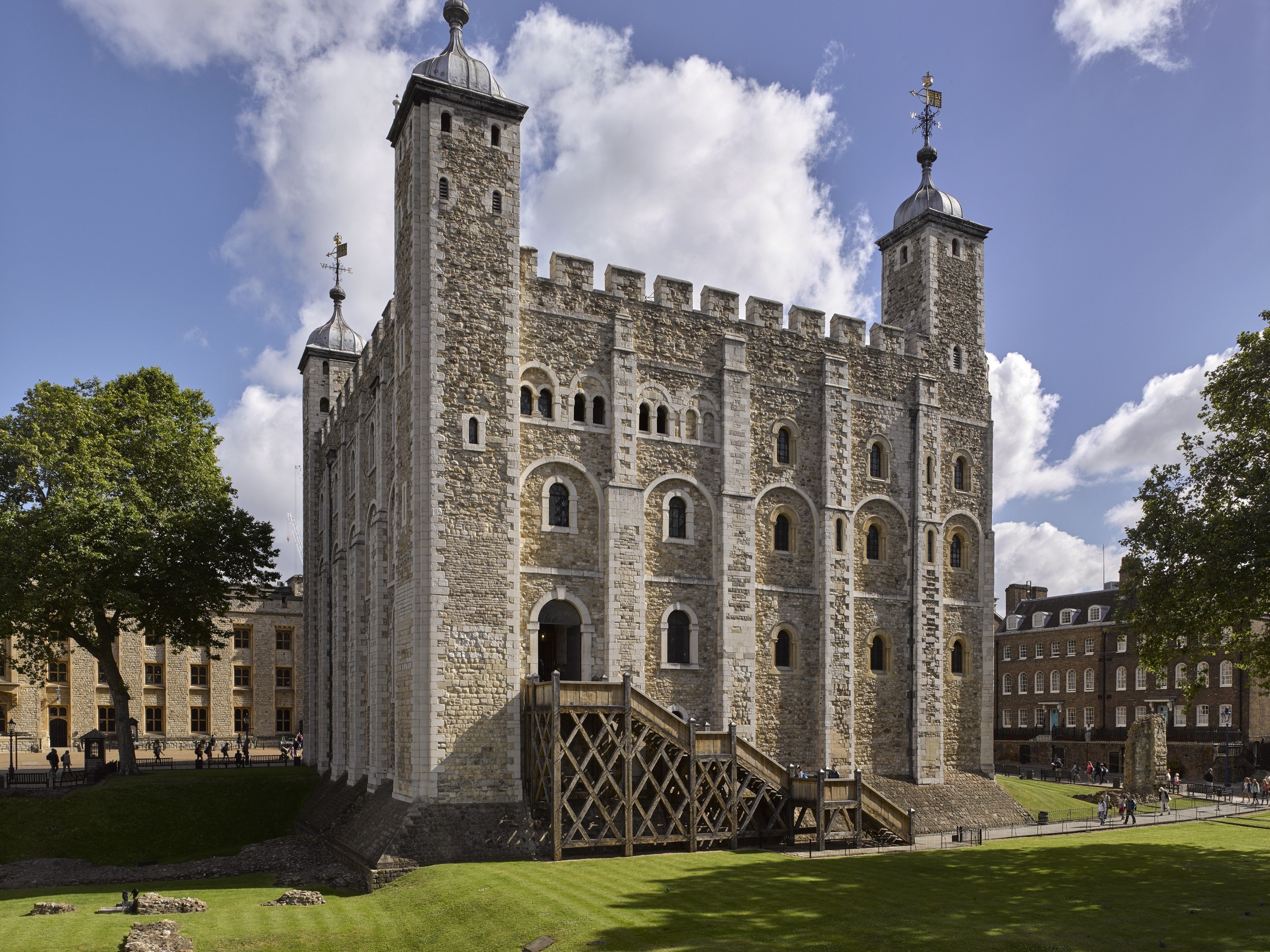 tudorplaces.com